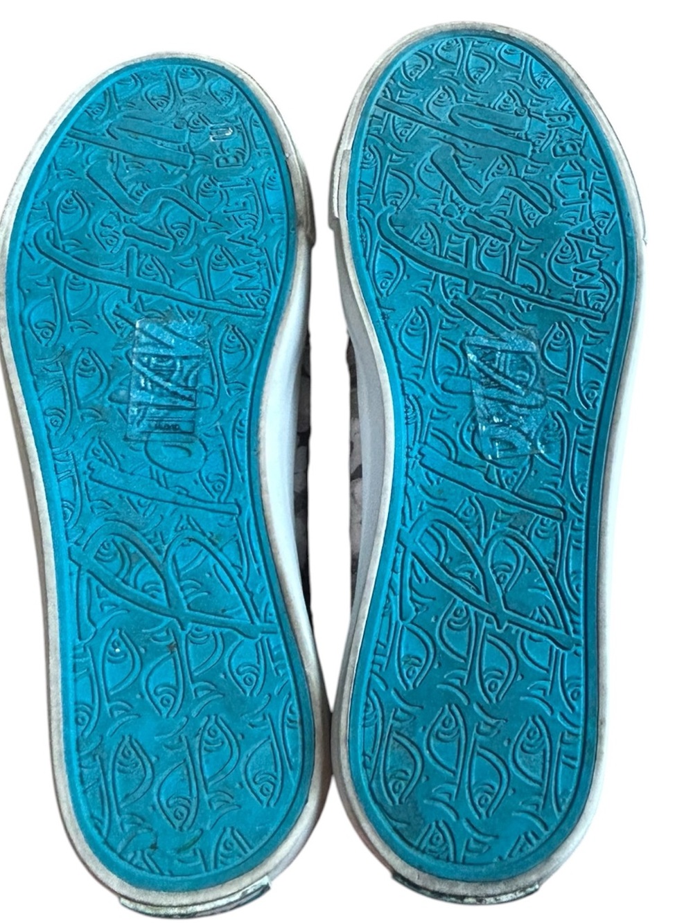 Blowfish Malibu Slip On Shoes Womens 6.5 Gray Floral Canvas Casual - Picture 9 of 11